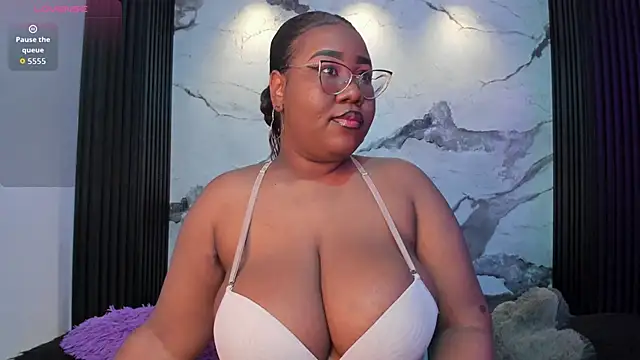 Darnellqueen online show from March 2026 03:57:02 AM