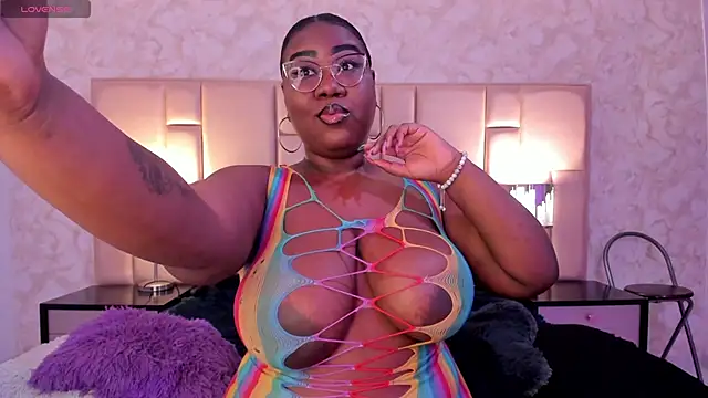 Darnellqueen online show from January 2025 04:30:01 AM