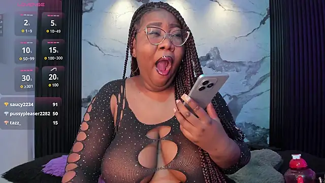 Darnellqueen online show from May 2026 10:07:02 PM
