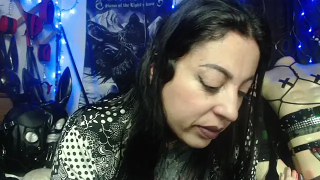 Astartexxx online show from November 2025 06:28:02 AM