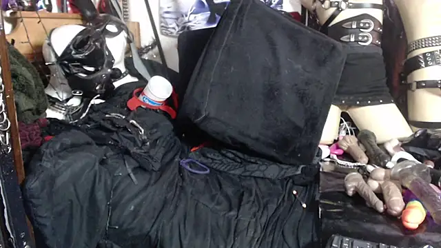 Astartexxx online show from March 2026 08:24:02 PM