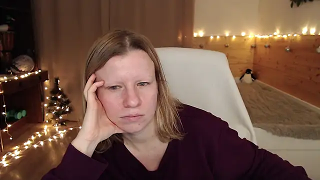 Snapshot of Exponent_5 chatting on December 2024 02:12:02 AM Exponent 5 online show from December 2024 02:12:02 AM