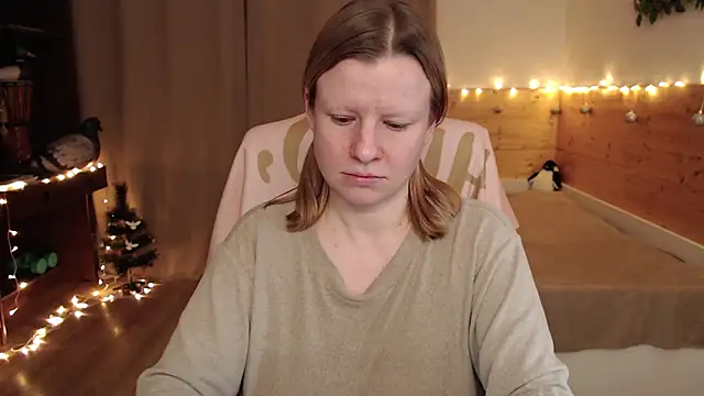 Snapshot of Exponent_5 chatting on February 2025 07:31:02 PM Exponent 5 online show from February 2025 07:31:02 PM