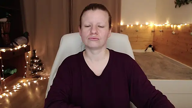 Snapshot of Exponent_5 chatting on January 2025 12:32:02 AM Exponent 5 online show from January 2025 12:32:02 AM