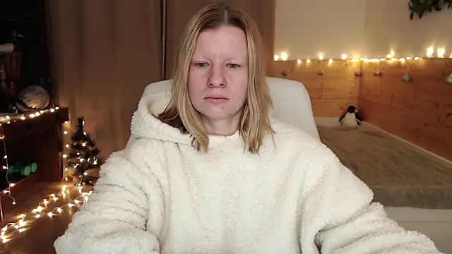 Snapshot of Exponent_5 chatting on December 2024 11:08:02 PM Exponent 5 online show from December 2024 11:08:02 PM