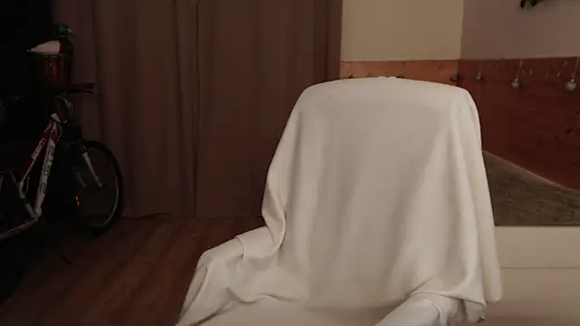 Snapshot of Exponent_5 chatting on December 2024 06:33:02 PM Exponent 5 online show from December 2024 06:33:02 PM