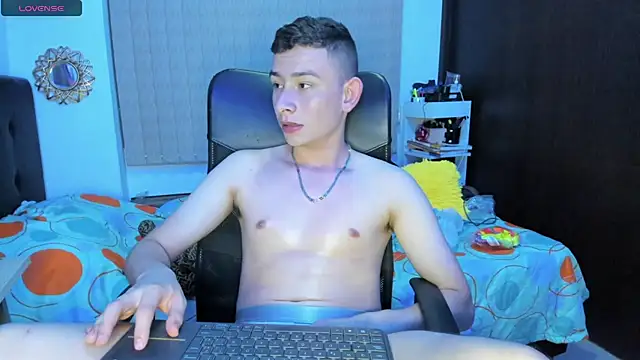 Christ Miller3 online show from February 2025 04:29:01 AM