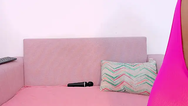 lara murphy online show from February 2026 11:33:01 PM