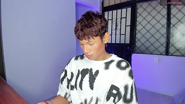 nicky moo online show from March 2025 05:35:02 PM