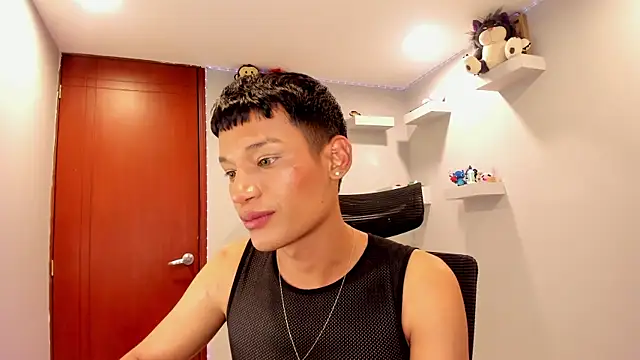 nicky moo online show from July 2026 10:27:02 PM