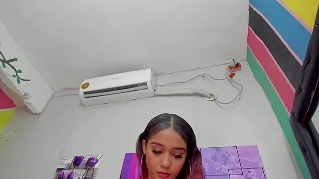 MarianaManzur online show from March 2025 08:06:02 PM