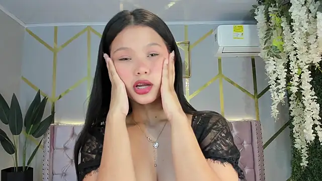Snapshot of candy_beck chatting on February 2025 03:05:01 PM candy beck online show from February 2025 03:05:01 PM