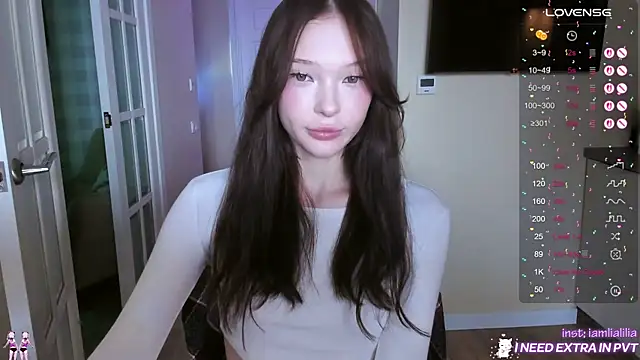 lialiliaa online show from October 2025 09:08:02 AM