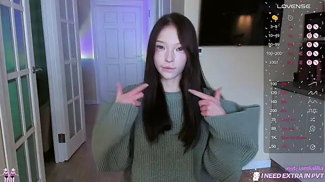 lialiliaa online show from October 2025 10:16:02 AM