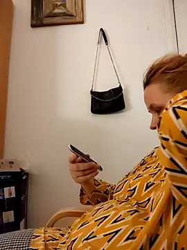 She-devilx online show from April 2026 09:10:01 PM