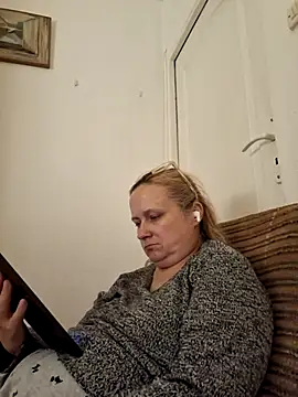Snapshot of She-devilx chatting on September 2025 09:07:01 PM She-devilx online show from September 2025 09:07:01 PM