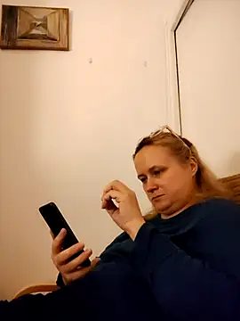 Snapshot of She-devilx chatting on October 2025 09:04:02 PM She-devilx online show from October 2025 09:04:02 PM