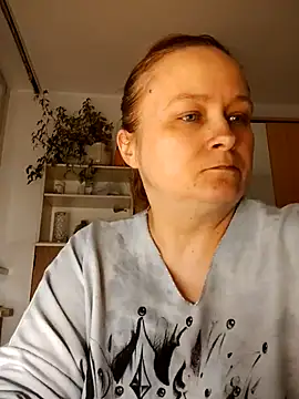 Snapshot of She-devilx chatting on March 2025 08:21:01 PM She-devilx online show from March 2025 08:21:01 PM