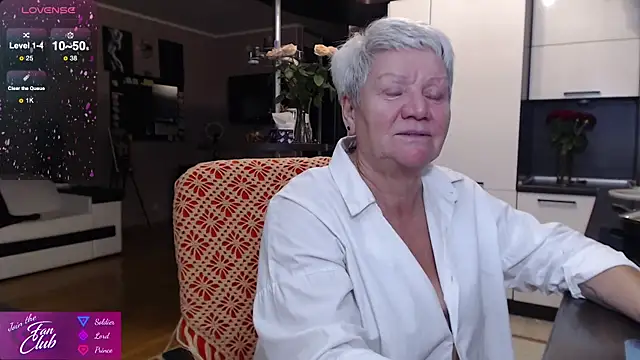 roxana brooks online show from October 2025 06:20:02 PM