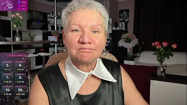 roxana brooks online show from February 2025 05:30:02 PM