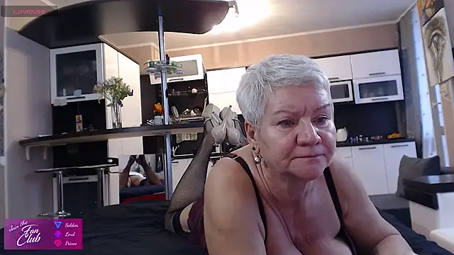 roxana brooks online show from March 2026 05:07:02 AM