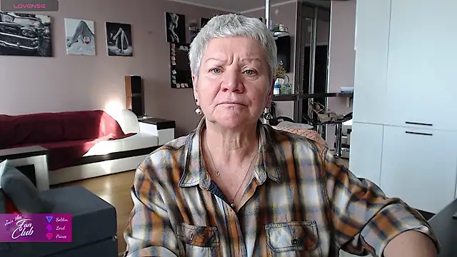 roxana brooks online show from February 2026 12:29:02 PM