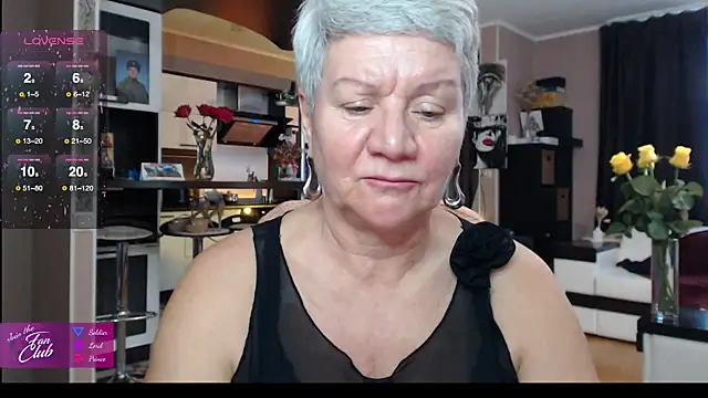roxana brooks online show from November 2025 12:21:01 PM