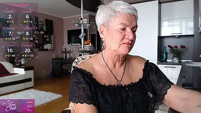 Snapshot of roxana_brooks chatting on July 2026 08:25:02 AM roxana brooks online show from July 2026 08:25:02 AM