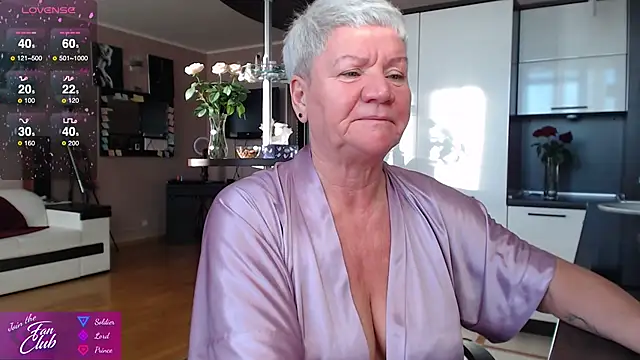 roxana brooks online show from October 2025 05:53:02 AM