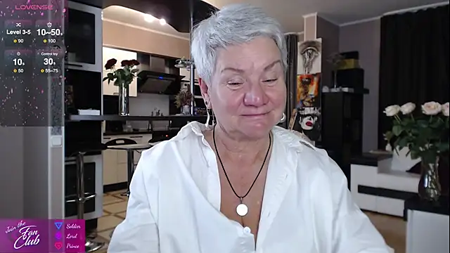 roxana brooks online show from September 2025 06:26:02 PM