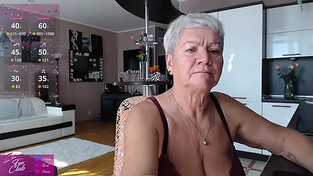 Snapshot of roxana_brooks chatting on August 2026 07:14:02 AM roxana brooks online show from August 2026 07:14:02 AM