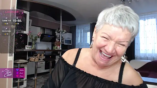 roxana brooks online show from November 2025 12:37:01 PM