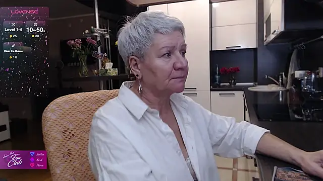 roxana brooks online show from November 2025 02:42:01 PM