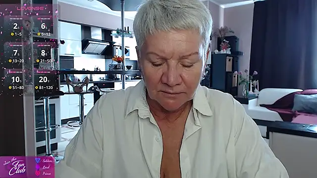 Snapshot of roxana_brooks chatting on July 2026 10:55:02 AM roxana brooks online show from July 2026 10:55:02 AM