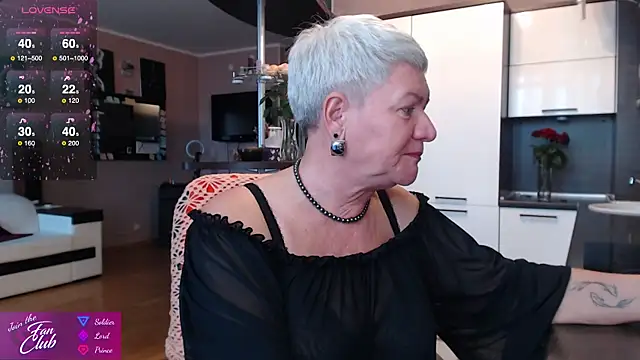 roxana brooks online show from October 2025 02:40:02 PM