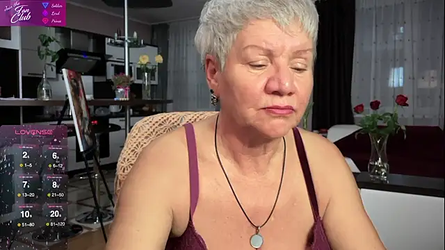 roxana brooks online show from February 2025 09:21:02 PM