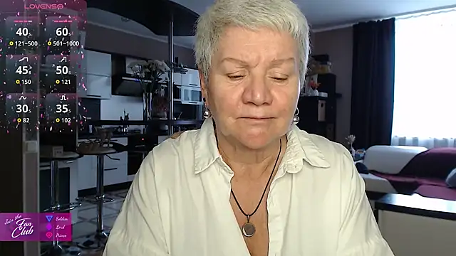 roxana brooks online show from March 2026 02:36:01 PM