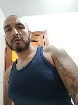 Snapshot of KenllyH chatting on December 2025 08:47:01 PM KenllyH online show from December 2025 08:47:01 PM