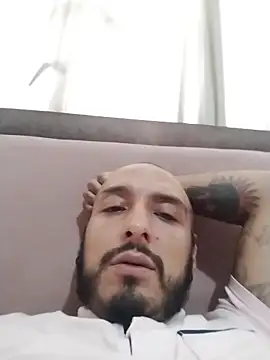 KenllyH online show from December 2025 10:03:02 PM