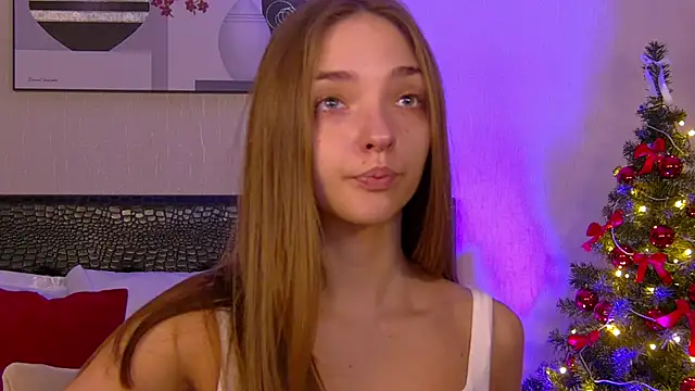 VirginieCruz online show from December 2025 05:39:02 AM