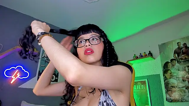 Marcelinee   online show from January 2025 04:27:02 AM