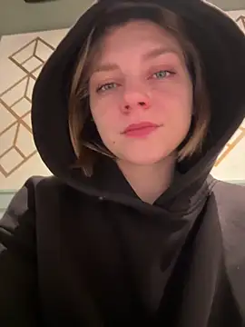 Snapshot of ValenciaShock chatting on February 2026 06:37:01 AM ValenciaShock online show from February 2026 06:37:01 AM