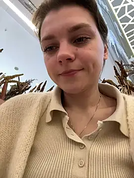 Snapshot of ValenciaShock chatting on January 2026 06:39:02 AM ValenciaShock online show from January 2026 06:39:02 AM