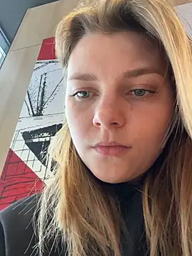 Snapshot of ValenciaShock chatting on February 2026 06:46:01 AM ValenciaShock online show from February 2026 06:46:01 AM