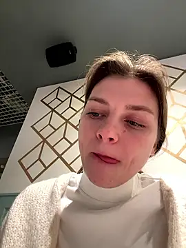 Snapshot of ValenciaShock chatting on January 2026 06:39:02 AM ValenciaShock online show from January 2026 06:39:02 AM