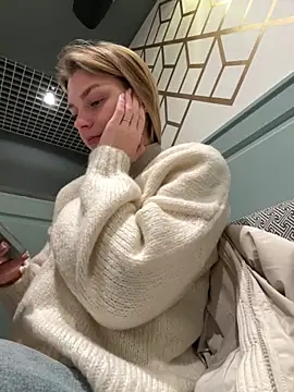 ValenciaShock online show from November 2025 06:40:01 AM