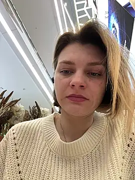 Snapshot of ValenciaShock chatting on February 2026 06:43:01 AM ValenciaShock online show from February 2026 06:43:01 AM