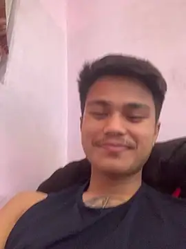 Hullax online show from April 2026 03:02:02 AM