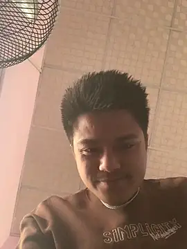 Hullax online show from March 2026 03:22:01 AM