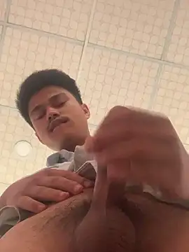 Hullax online show from April 2026 01:45:01 AM